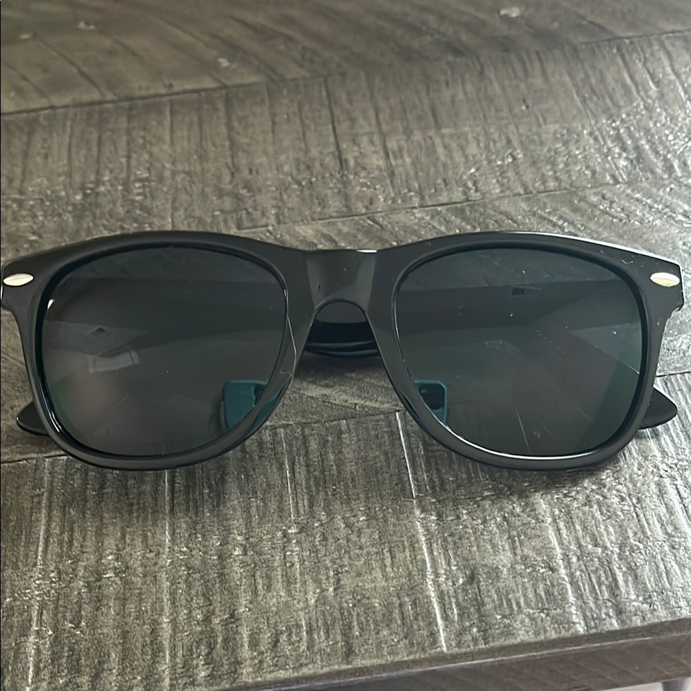 Brand new Classic Black Sunglasses